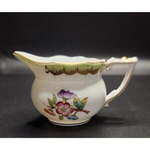 Herend Queen Victoria VBO Mini Creamer Pitcher 645 Hand Painted Hungary 2 inches